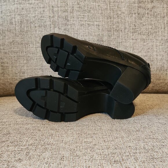 Black Lace Up Mary Jane Low Heel Ankle Booties NWOT - Picture 4 of 4